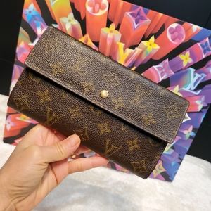 Louis Vuitton Monogram international wallet